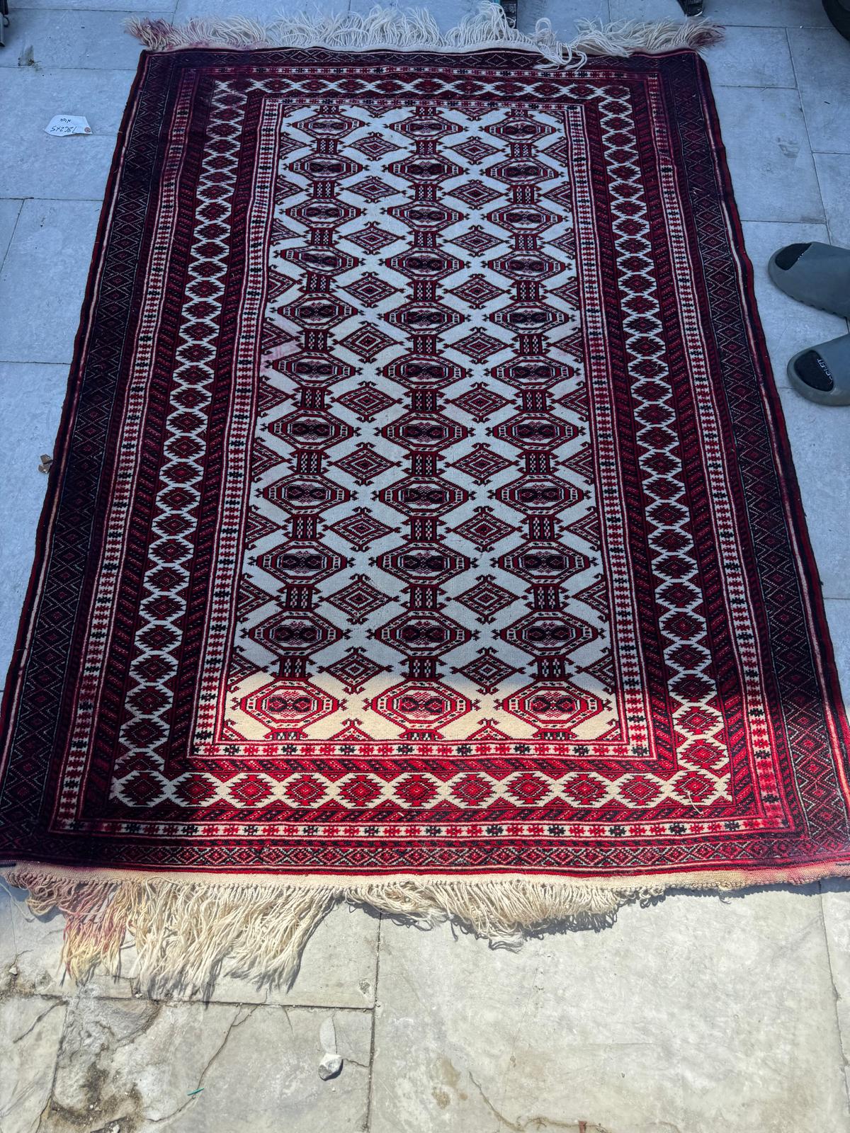 Oriental rug cleaning services and repair (9)